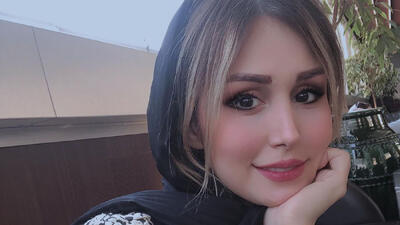 ژست‌های بامزه همسر شاهرخ استخری + عکس - سبک ایده آل