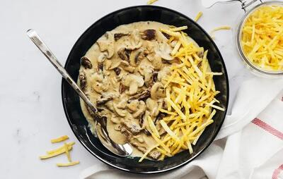 آشپزی حرفه ای؛ طرز تهیه بیف استروگانف خوشمزه با نکات مهم برش گوشت واسه اینکه نرم بشه