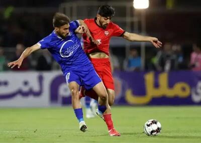 هافبک استقلال در راه فولاد