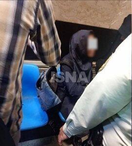 اقدام به خودکشی در متروی تهران/ نجات معجزه‌آسای دختر جوان از زیر قطار +عکس