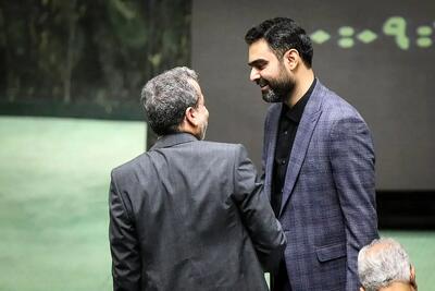 توئیت جنجالی امیرحسین ثابتی برای مذاکره با  آمریکا/ ۵۰۰ میلیارد دلار به ایران بدهد، باز مشکلی حل نخواهد