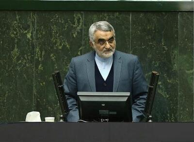 بروجردی: چرا برق تهران قطع نمی‌شود، ولی مردم جنوب در گرما می‌سوزند؟