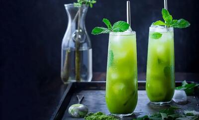 طرز تهیه شربت نعنا / یک نوشیدنی خوشمزه برای پذیرایی از مهمانان + فیلم