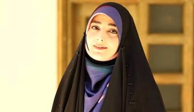 کلیپی از موتورسواری خانم مجری تلویزیون