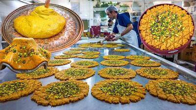 طرز تهیه سوهان سنتی قم با طعم زعفران و کره