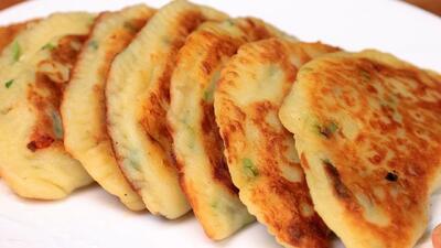 غذا با سیب زمینی / طرز تهیه کوکو سلطنتی با ۳ عدد سیب زمینی