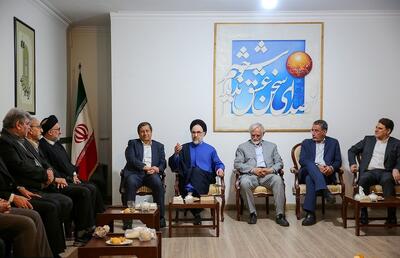 دیدار نوروزی جمعی از وزرای سابق با سید محمد خاتمی/ تصاویر