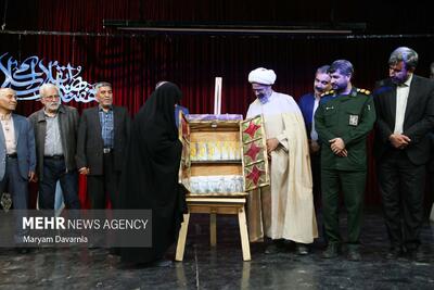 آئین رونمایی از کتاب‌های «سرمه خاکی چشم‌هایت» و «مشق عشق»در بجنورد