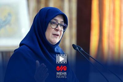 مهاجرانی به عزل معاون پارلمانی رئیس جمهور واکنش نشان داد