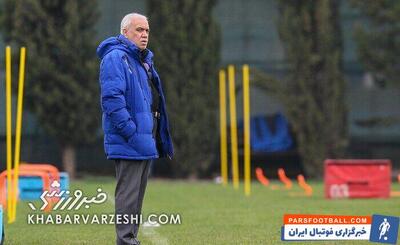 خشم مدیرعامل باشگاه؛ دو بازیکن استقلال جوسازی می‌کنند/ می‌خواهند سرمربی استقلال را مظلوم جلوه دهند - پارس فوتبال