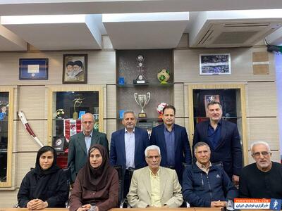 ملاقات مجید جلالی و حسین فرکی در کانون مربیان +عکس - پارس فوتبال