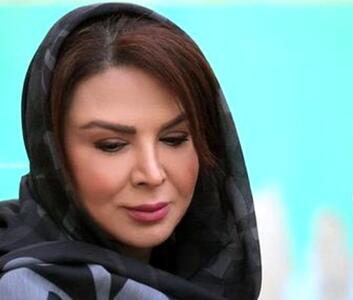 حضور جمعی از هنرمندان در مراسم یادبود برادر شهره سلطانی + فیلم - سبک ایده آل
