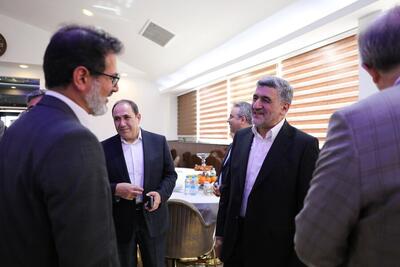 گزارش تصویری از مراسم دید و بازدید نوروزی مدیران نهادهای مالی، کارگزاران و فعالان بازار سرمایه با حضور رییس سازمان بورس