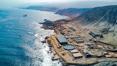 رزمندگان نیروی دریایی سپاه شناور سوخت قاچاق را در خلیج فارس توقیف کردند
