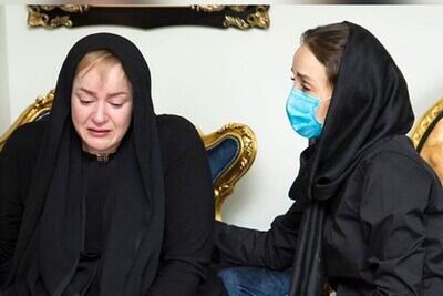 فیلم حضور هنرمندان در مراسم ترحیم برادر شهره سلطانی/ از نعیمه نظام دوست تا آشا محرابی
