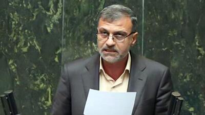 تذکر نماینده هرمزگان به 2 وزیر درباره خروج خاک جزیره هرمز
