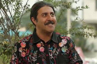 رحمت، آهنگ معروفش در پایتخت را برای فالوورش خواند