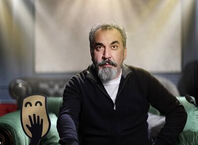 ماجرای با.توم خوردن سیامک انصاری در قهوه تلخ+فیلم