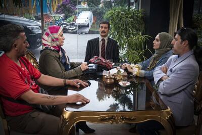 پیش‌بینی هوش مصنوعی از سرنوشت شهاب‌سنگ «پایتخت۷»/ احتمال کلاهبرداری «شری»