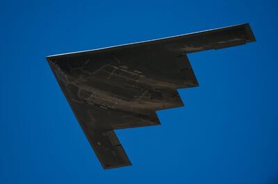 بمب‌افکن B-2 اسپیریت: همه‌چیز درباره شبح رادارگریز آمریکا در سال 2025 | مجله پدال