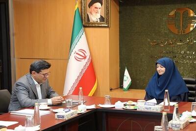 شینا انصاری با نماینده مجلس شورای اسلامی دیدار کرد