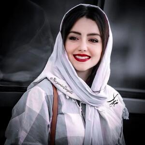 قاب جذاب الناز حبیبی و نازنین بیاتی در یک مراسم
