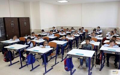 کمبود ۱۰۰ هزار معلم؛ آزمون جدید استخدامی کی برگزار می‌شود؟