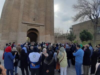 بیش از ۸۰ تور رایگان ری گردی در منطقه ۲۰ برگزار شد