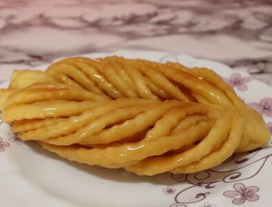 طرز تهیه باقلوا یا قریوش عربی آسان و خوشمزه