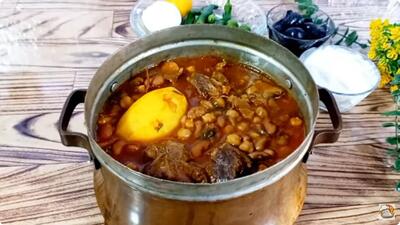 طرز تهیه آبگوشت سنتی ایرانی + راز جا افتادن آبگوشت