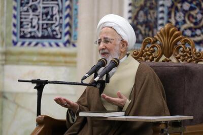 آیت‌الله جوادی آملی: اگر اتحاد نباشد، دیگر سرمایه‌ها نیز از بین خواهند رفت؛ باید با مخالفان هم گفت‌و‌گو کرد
