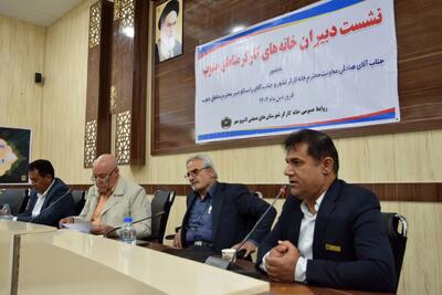 آمادگی داریم تا طی تفاهم با کارخانه های بزرگ جنوب فارس، خدمات به کارگران را افزایش دهیم/بهره‌مندی ٣٠ هزار خانواده از خدمات خانه کارگر لامِرد و مُهر
