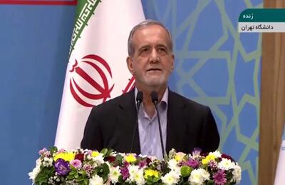 رئیس‌جمهور:  موتورسواران حتما از کلاه ایمنی استفاده کنند