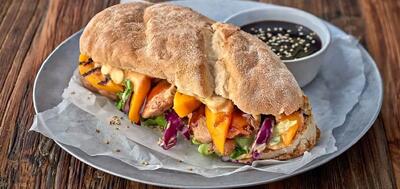 طرز تهیه ساندویچ رژیمی با قارچ و گردو