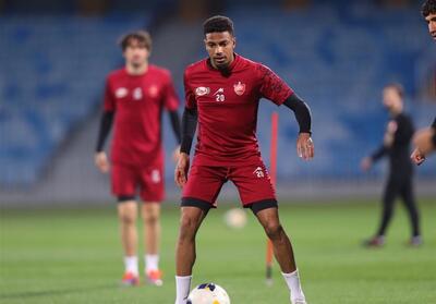 مدافع پرسپولیس به مراکش رفت - تسنیم