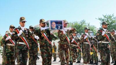 وداع با پیکر قهرمان عرصه جهاد و دفاع از وطن