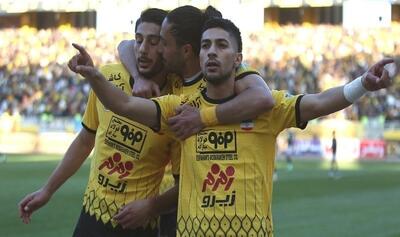 برد خانگی ارزشمند سپاهان در نقش‌جهان/ تثبیت جایگاه دوم لیگ