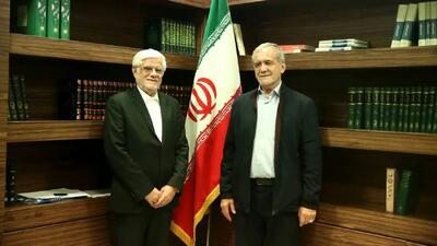 نامه پزشکیان به عارف/ وزیری که در خطر برکناری توسط رئیس جمهور است!