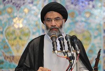 امام جمعه اهواز: موضع حقیقی رهبری همان است که قبلا بود ولی وقتی عده‌ای به دنبال این هستند، حضرت آقا موقتاً می‌گویند که بروید مذاکره کنید