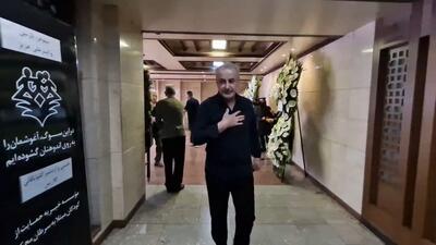 حواشی ورود بزرگان فوتبال ایران در مراسم ختم زنده یاد فرامرز ظلی