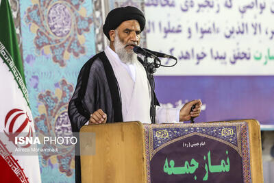 امت اسلامی هرگز یک قدم از اصول خود کوتاه نخواهد آمد