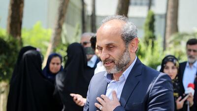 رئیس صداوسیما به هدیه جنجالی هادی عامل واکنش نشان داد