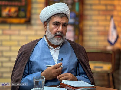 در مذاکره با آمریکا باید ثابت کنیم ایران دنبال ساخت سلاح هسته‌ای نیست/ اگر طرف مقابل بخواهد برنامه هسته‌ای ایران را تعطیل کند مذاکره مردود است