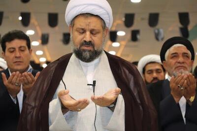 خطیب نمازجمعه رباط‌کریم: پاسخ ایران توپ را در زمین آمریکا انداخت