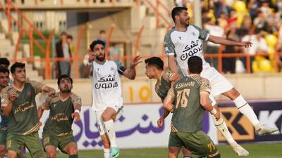 شمس آذر 1-1 ذوب آهن؛ شمس آذر بالای استقلال، شلیک کومار برای بقا - پارس فوتبال