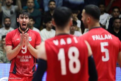 نمره مردودی فدراسیون والیبال در برگزاری لیگ/ قهرمانی زیر پرتاب بطری آب و مهتابی - پارس فوتبال