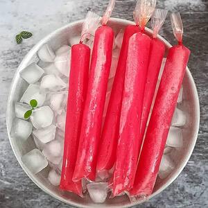 تو خونه با هر میوه ای ک داری این یخمک های خوشمزه رو درست کن