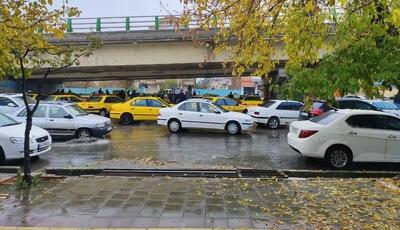 جاده‌های مازندران بارانی و لغزنده است