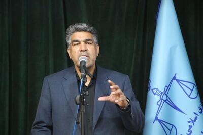 مدیرکل ثبت اسناد و املاک استان کرمان: قانون الزام، یک جراحی بزرگ است