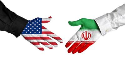 دنیل دی پاتریس، تحلیلگر موسسه آمریکایی «دیفنس پرایوریتیز» درباره مذاکرات امروز: ظاهراً امروز پیشرفت کافی حاصل شد تا مذاکرات هفته آینده ادامه یابد / این را به یاد داشته باشید که سروصدای ستیزه جویان ضدایران هر روز بلندتر و بلندتر خواهند شد / اگر حس کنند پیشرفتی وجود دارد،  خبر می زنند که ترامپ در حال ارتکاب چه اشتباه بزرگ است